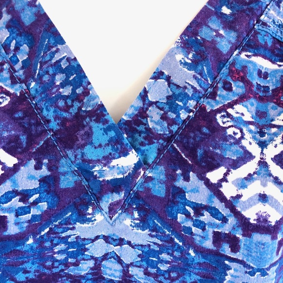 Blue and Purple Abstract Scrub Top XL - Picture 3 of 5